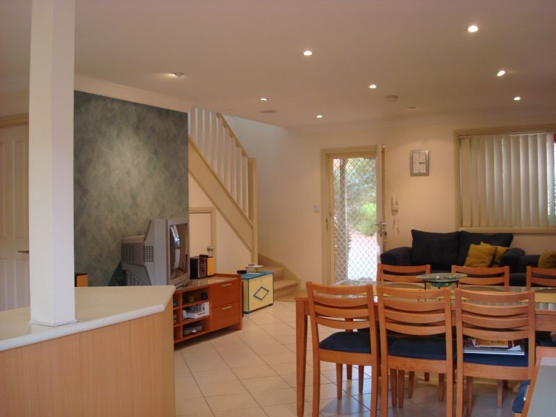 10/14-16 Bower Street, Roselands NSW 2196