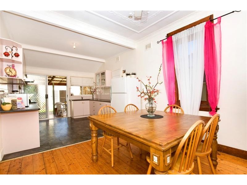 10 Singleton Street, Earlwood NSW 2206