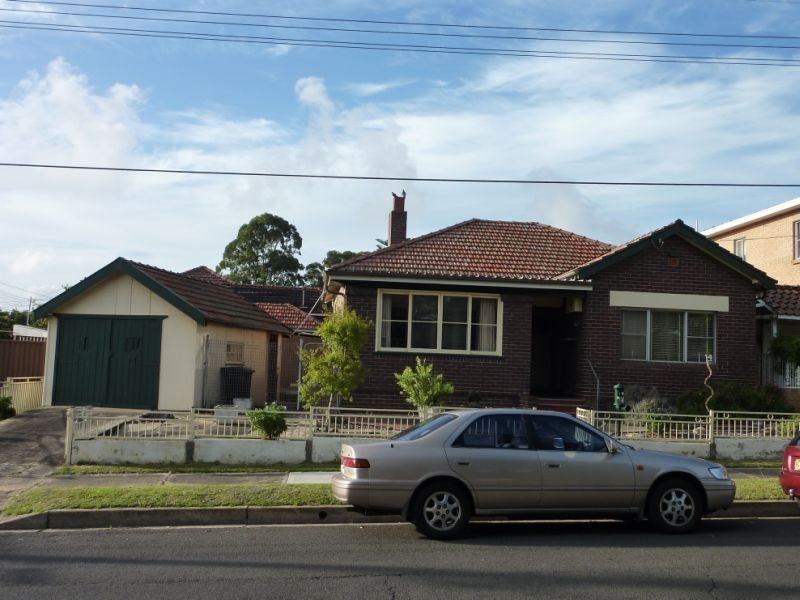 14 Forsyth Street, Kingsgrove NSW 2208