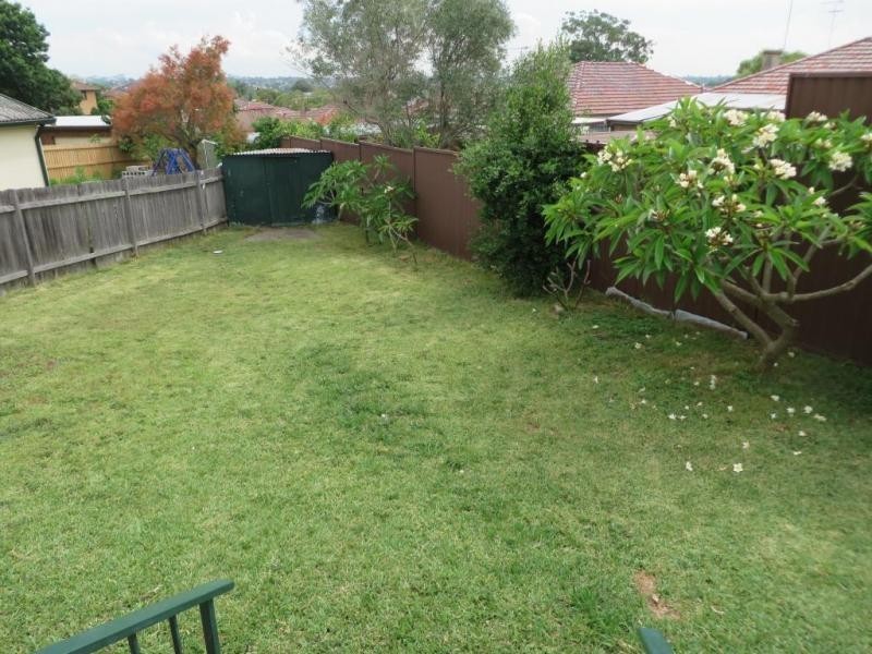 1 Charleston Avenue, Earlwood NSW 2206