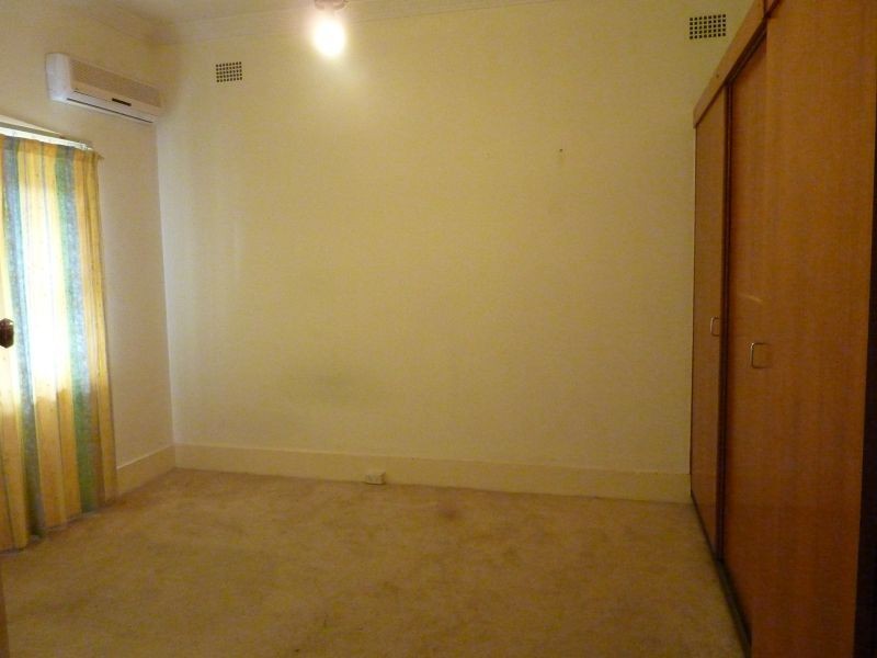 2 Messiter Street, Campsie NSW 2194