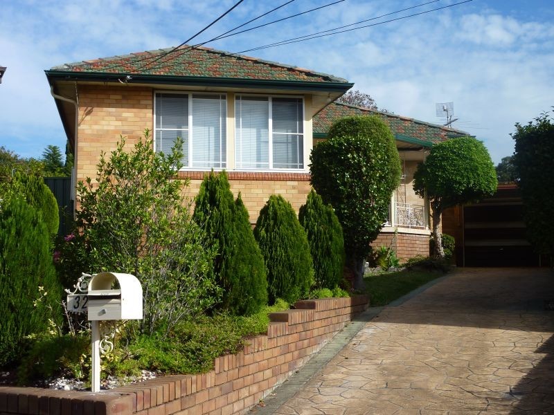 32 Eleanor Street, Belmore NSW 2192