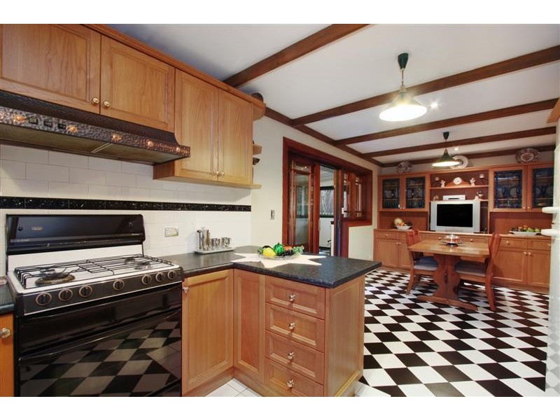 11 Hocking Avenue, Earlwood NSW 2206