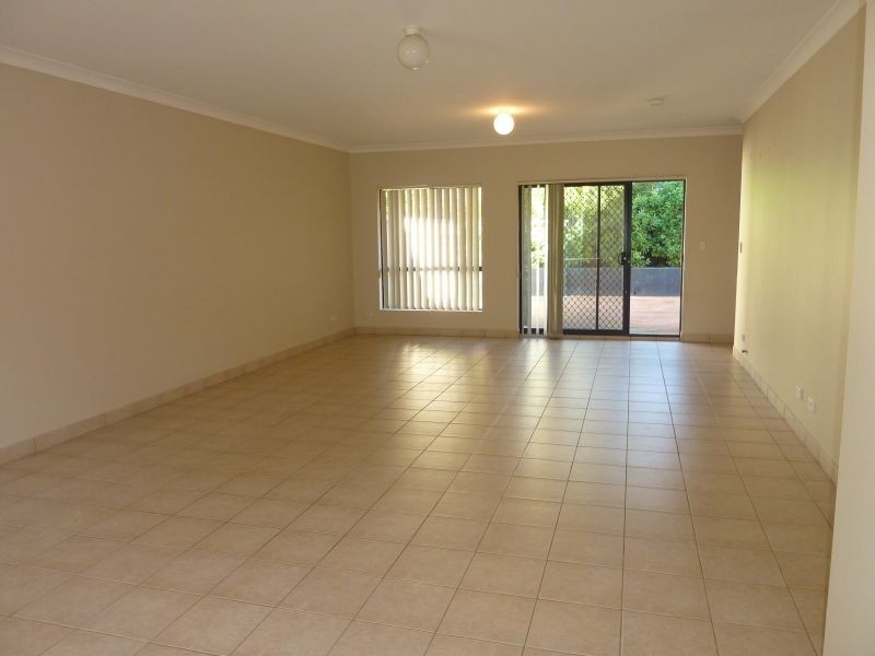 10/111 Moorefields Road, Roselands NSW 2196