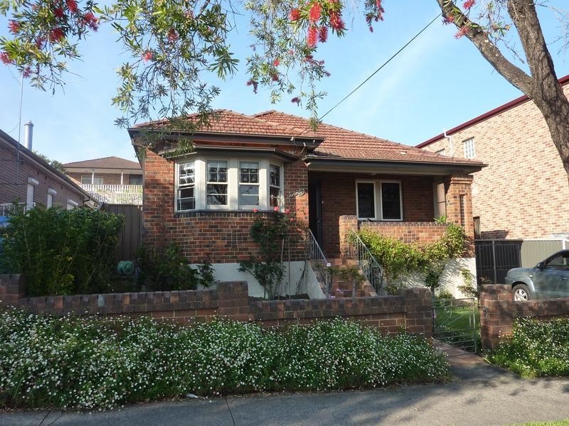 20 Burlington Avenue, Earlwood NSW 2206