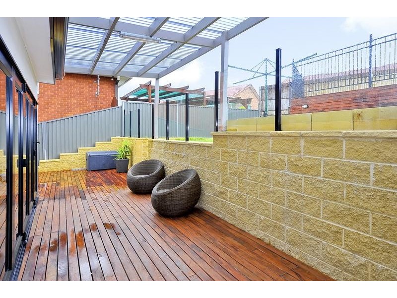 7 Leonard Crescent, Earlwood NSW 2206