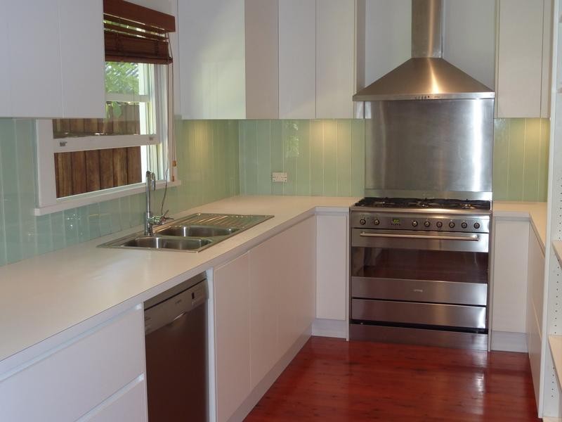 8 Permanent Avenue, Earlwood NSW 2206