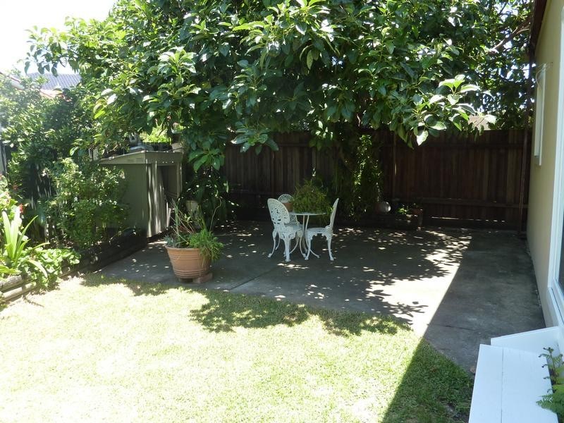 8 Permanent Avenue, Earlwood NSW 2206