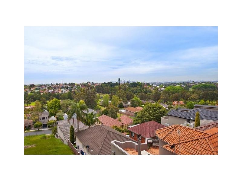 45 Bayview Av, Earlwood NSW 2206