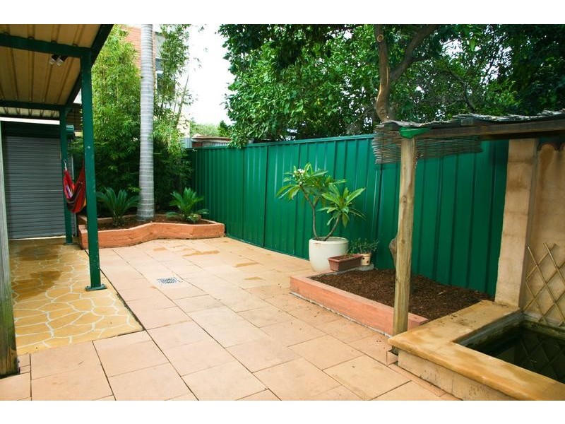 150 Unwins Bridge Road, St Peters NSW 2044