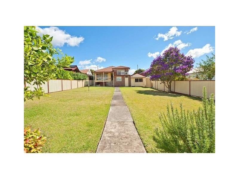 36 Collingwood Avenue, Earlwood NSW 2206