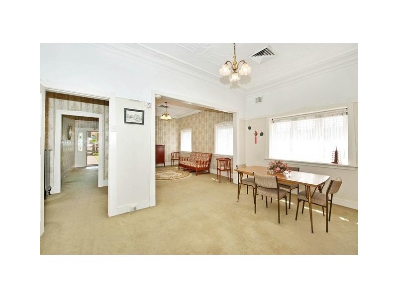 36 Collingwood Avenue, Earlwood NSW 2206