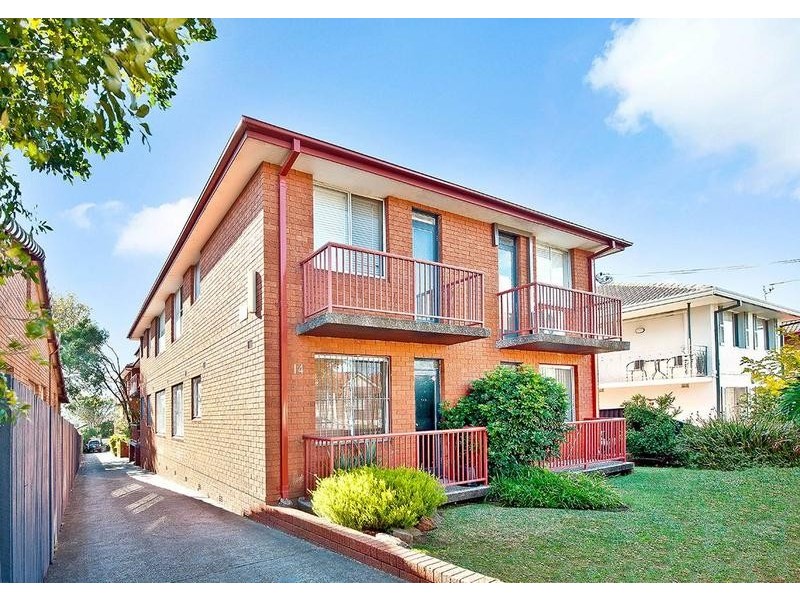 8/14 Northcote Street, Canterbury NSW 2193