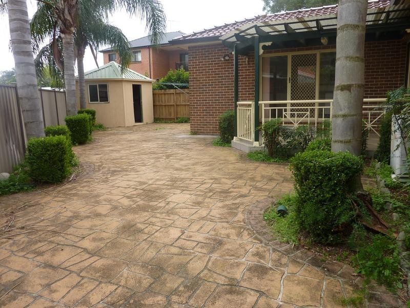 4A Rogers Street, Roselands NSW 2196