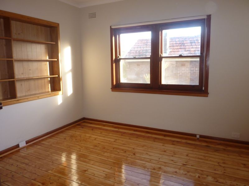 4 Panorama Road, Kingsgrove NSW 2208