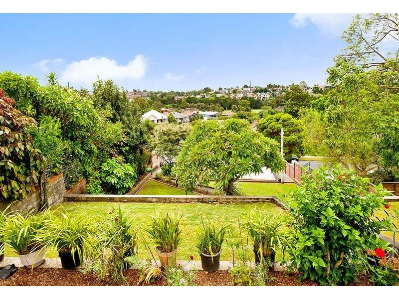 36 Undercliffe Road, Earlwood NSW 2206