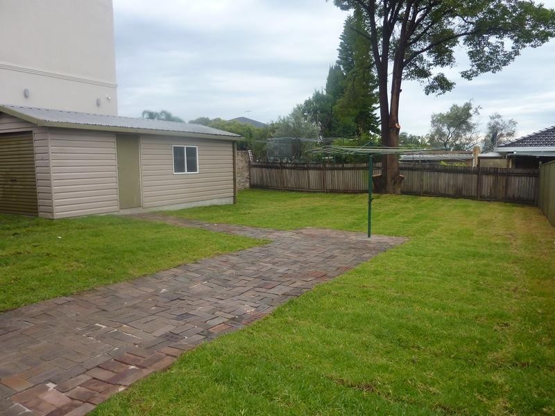 26 Earlwood Avenue, Earlwood NSW 2206