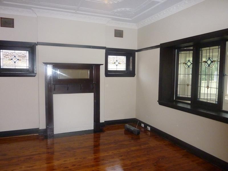 26 Earlwood Avenue, Earlwood NSW 2206