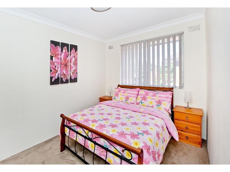 8/16 Northcote Street, Canterbury NSW 2193