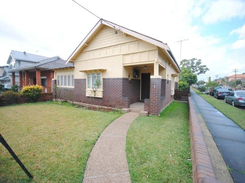 50 Earlwood Avenue, Earlwood NSW 2206