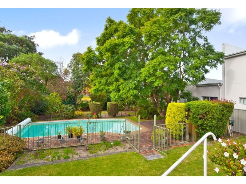 12 Narani Crescent, Earlwood NSW 2206