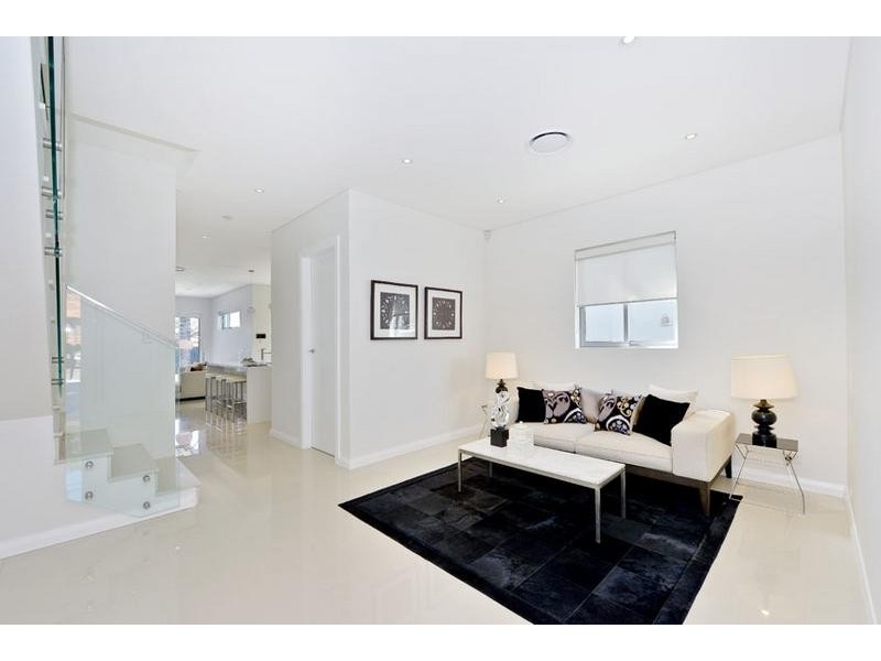 1 Baringa Road, Earlwood NSW 2206