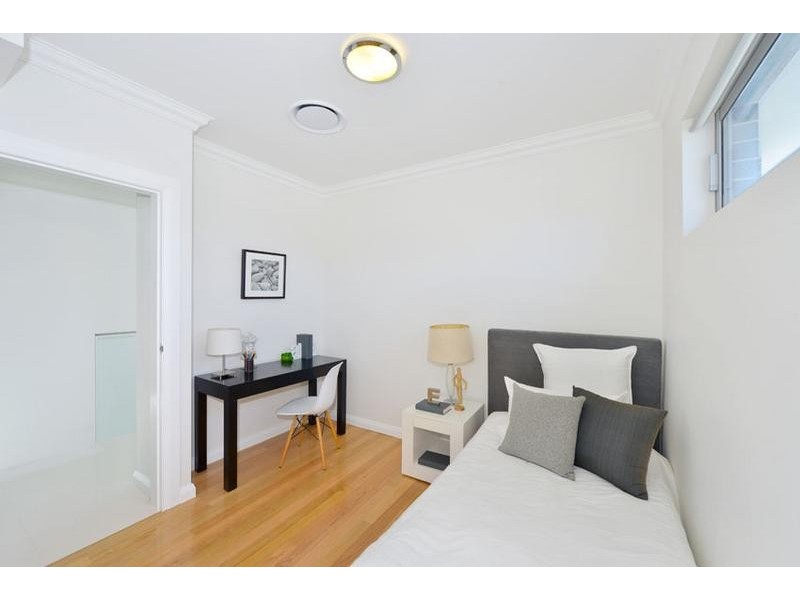 1 Baringa Road, Earlwood NSW 2206