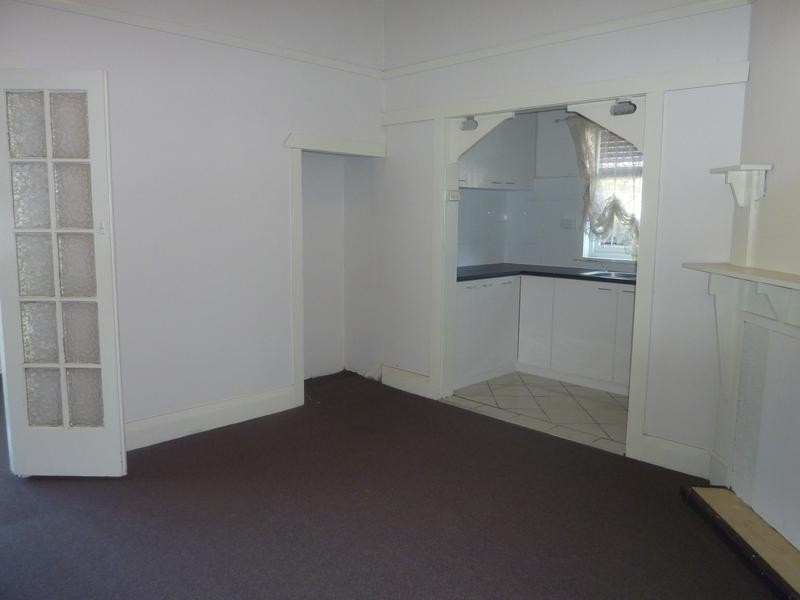 6 Cameron Avenue, Earlwood NSW 2206