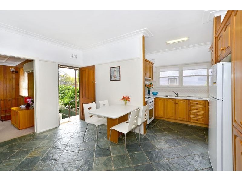 15 Macquarie Road, Earlwood NSW 2206