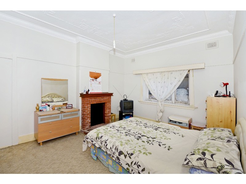 148 Homer Street, Earlwood NSW 2206