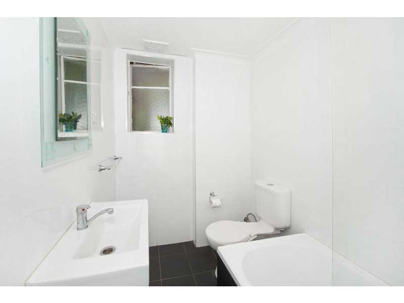 14/30 Ewart Street, Marrickville NSW 2204