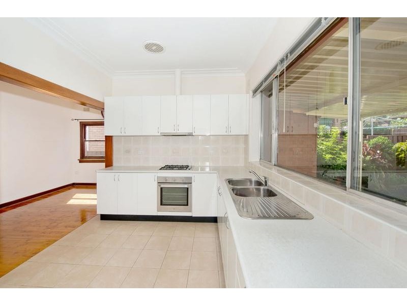 306 William Street, Kingsgrove NSW 2208