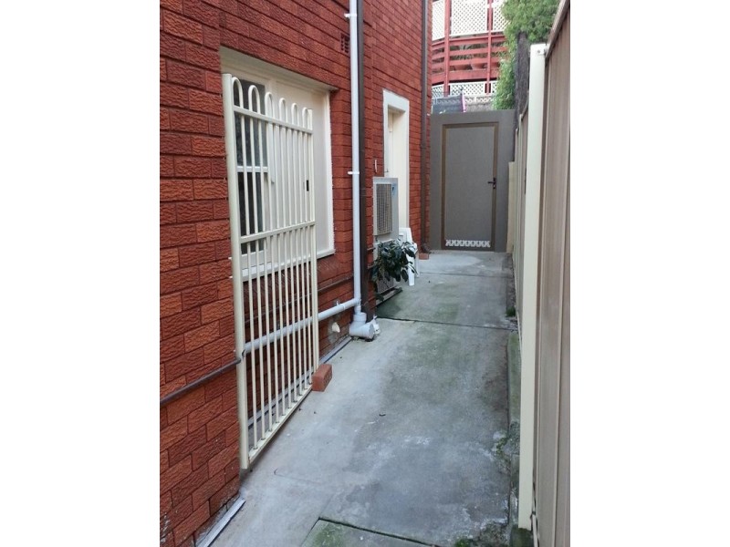 2/24 John Street, Bardwell Valley NSW 2207