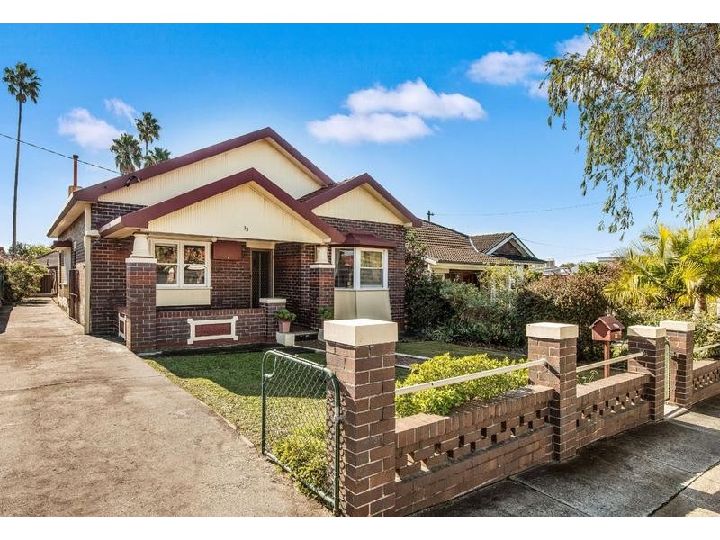 33 William Street, Earlwood NSW 2206