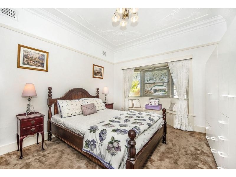 33 William Street, Earlwood NSW 2206