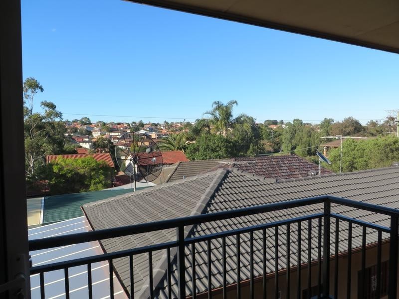 6/16 Rome Street, Canterbury NSW 2193