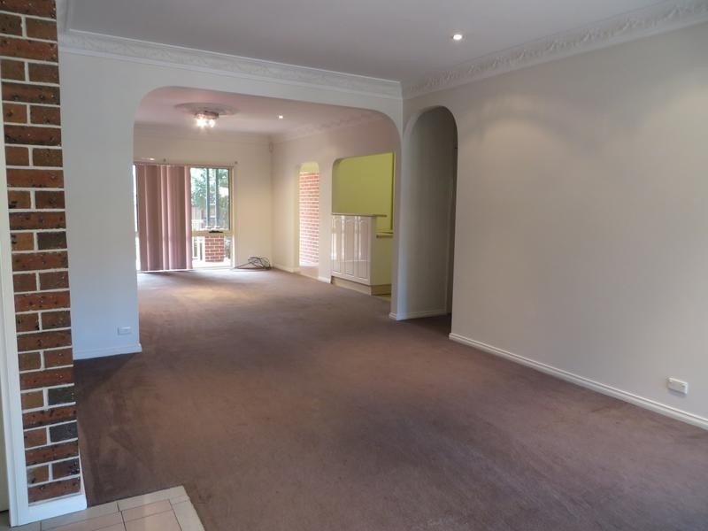 4a Rogers Street, Roselands NSW 2196