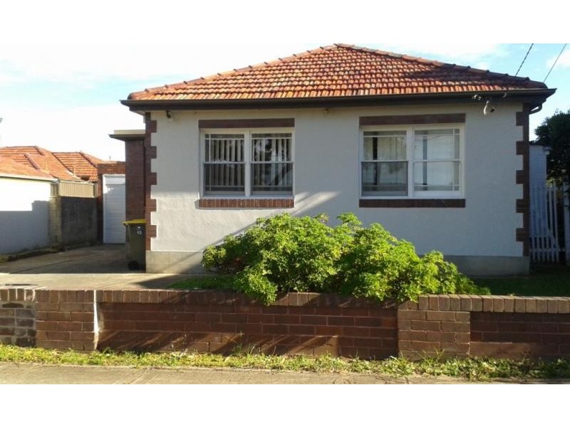 43 Glenview Avenue, Earlwood NSW 2206