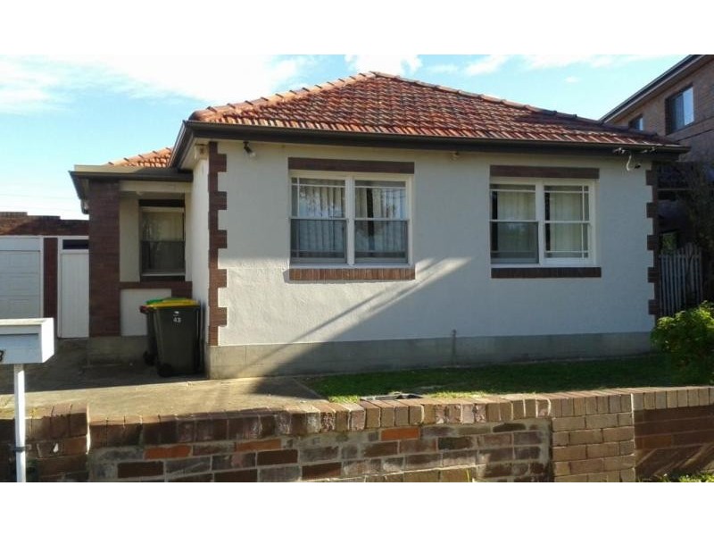 43 Glenview Avenue, Earlwood NSW 2206