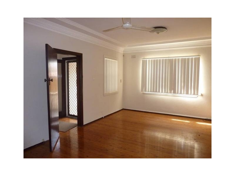 43 Glenview Avenue, Earlwood NSW 2206