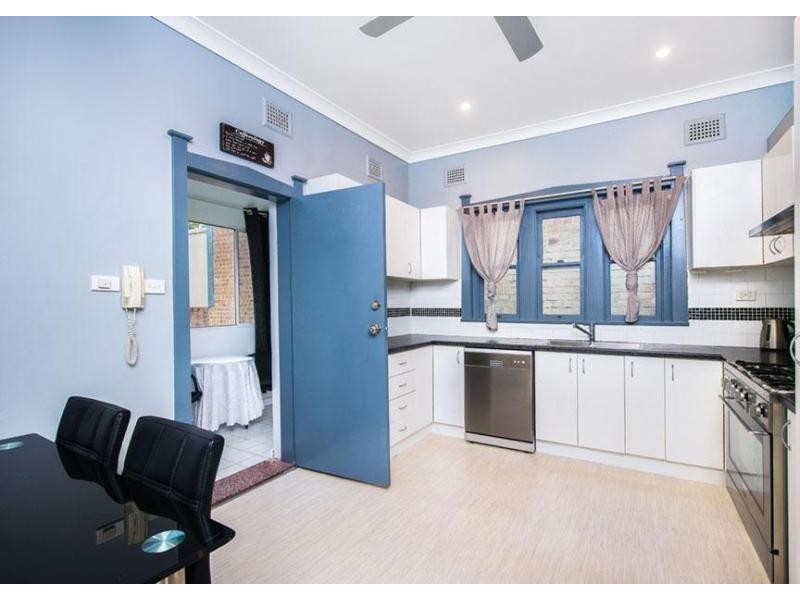 2/289-291 Homer Street, Earlwood NSW 2206