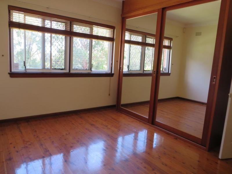 11 Sutton Avenue, Earlwood NSW 2206