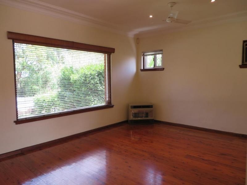 11 Sutton Avenue, Earlwood NSW 2206