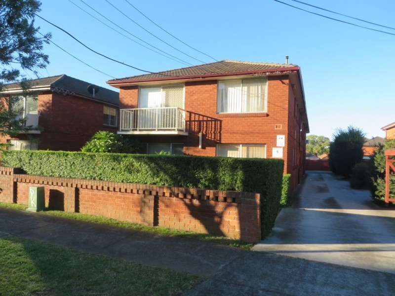 3/12 Canton Street, Canterbury NSW 2193