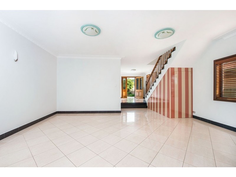 24 Narani Crescent, Earlwood NSW 2206