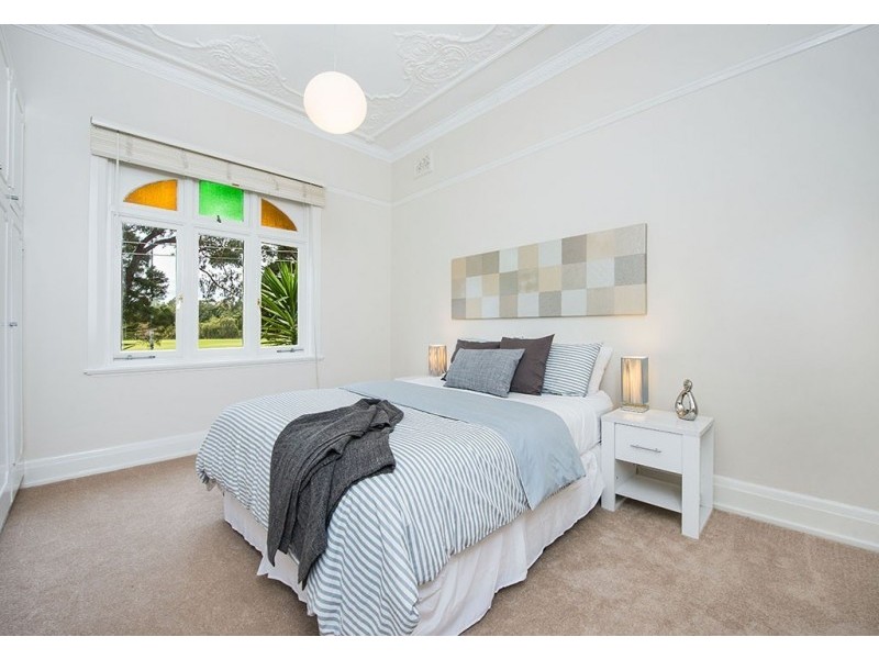 10 Vera Avenue, Earlwood NSW 2206