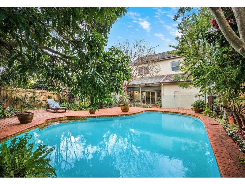 10 Vera Avenue, Earlwood NSW 2206