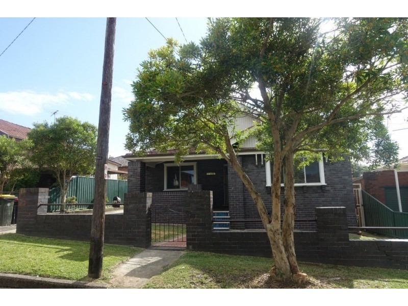 17 Willunga Avenue, Earlwood NSW 2206