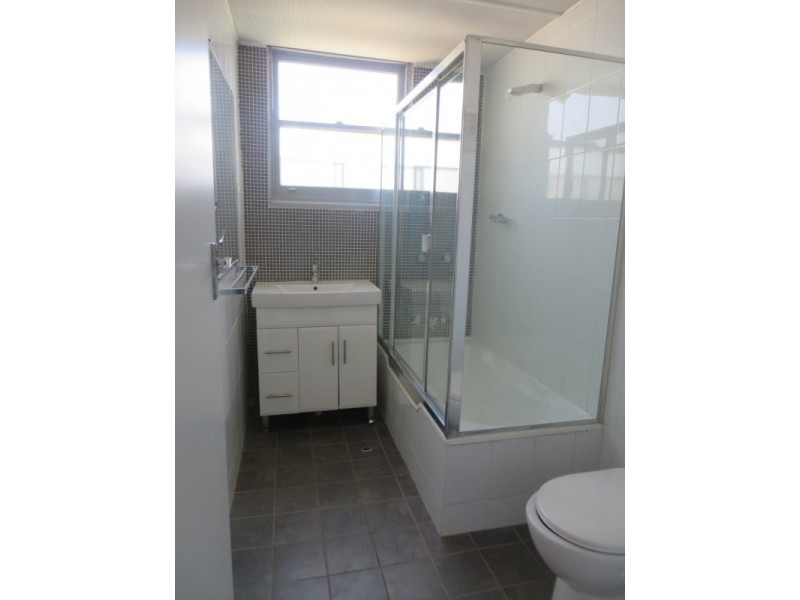 2/126 Homer Street, Earlwood NSW 2206