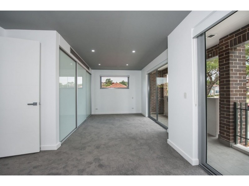 4a Nelson Road, Earlwood NSW 2206